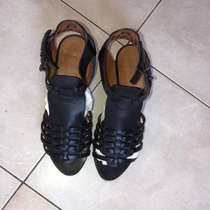 Womans givenchy gladiator sandal black, 6.5